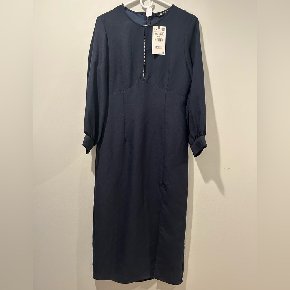 Zara Elegant Navy Blue Women's Dress with keyhole cutout & Rhinestones Size M - Picture 4 of 12